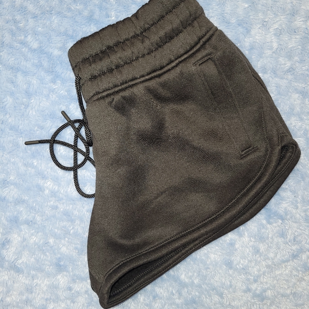 Love & Sports Shorts